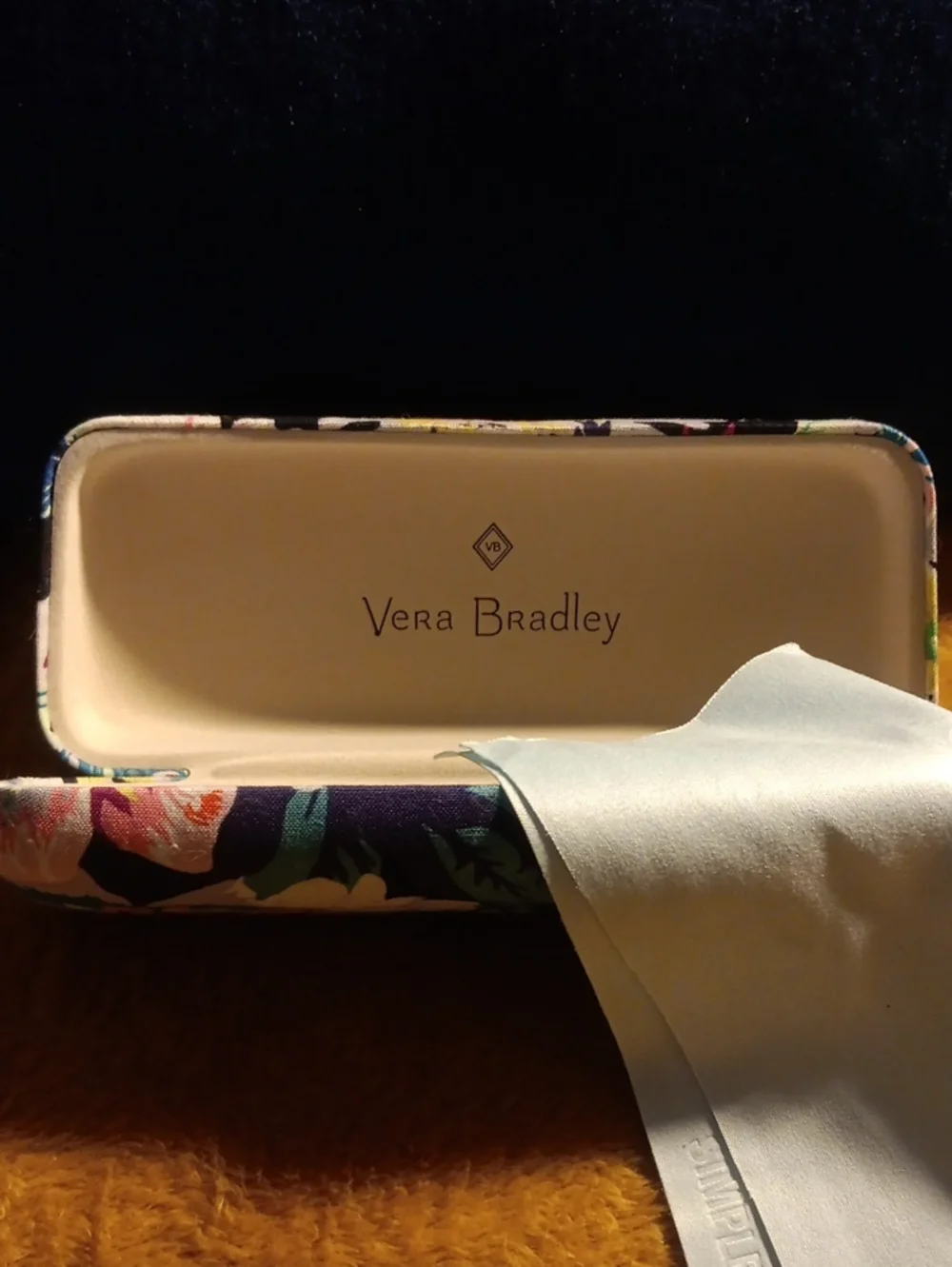 Vera Bradley hard eyeglass